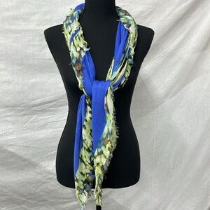 Vera Wang scarf, large square,  lightweight